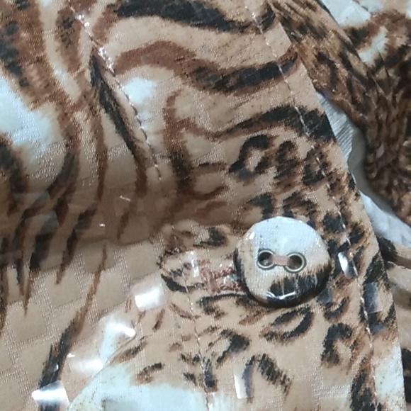 Cheetah Print Textured Jacket Plus - Picture 11 of 12